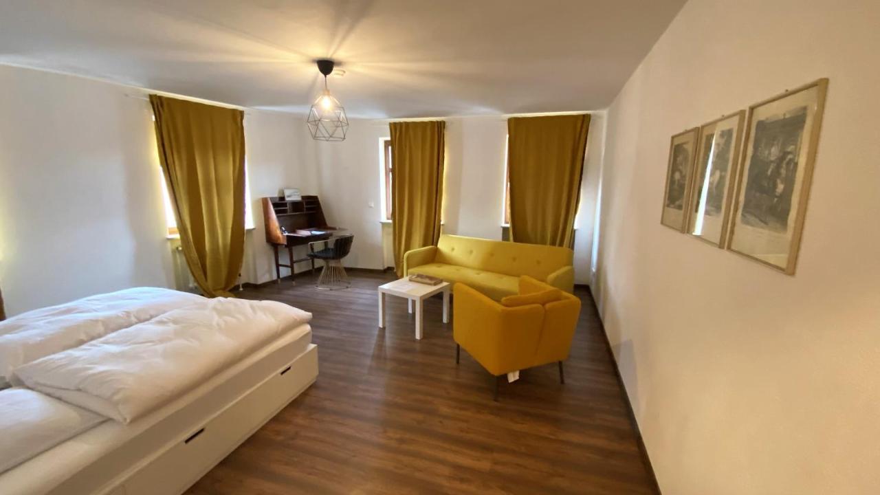 Hotel Sonne Wassertrüdingen Kültér fotó